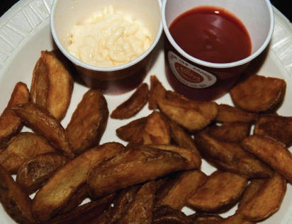 Patatas bravas -Bar Teleclub El Fari Los Balbases